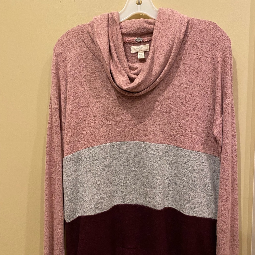 Cupio tri-colored sweater